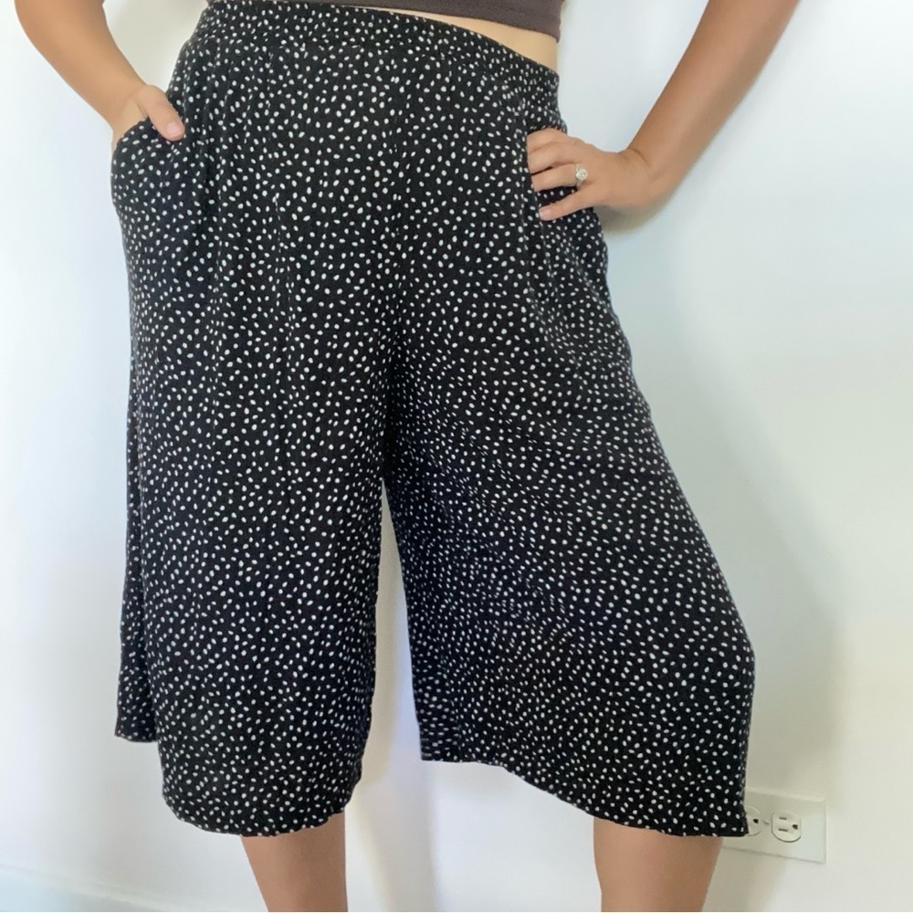 VINTAGE Black and White Polka Dot Bermuda Shorts